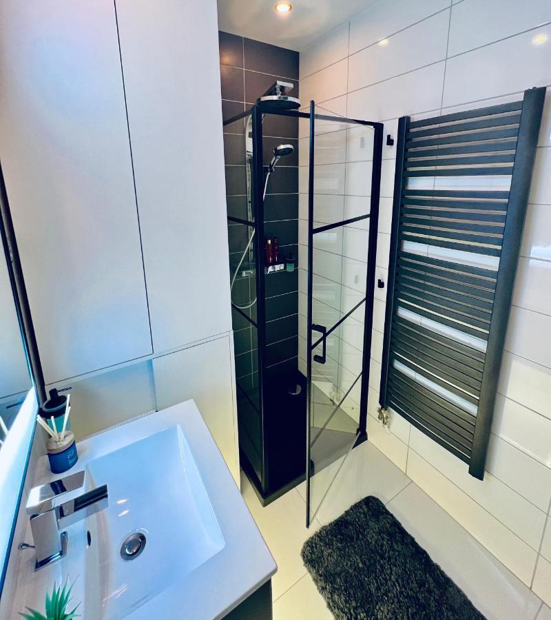 Suiteangel - Luxury Design Condo With Free Garage 부다페스트 외부 사진